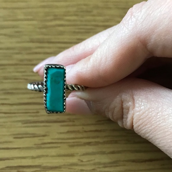 Turquoise ring - Picture 2 of 2